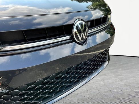 Used 2025 Volkswagen Jetta Sport FWD image 32