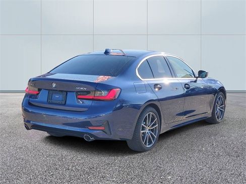Used 2020 BMW 330i xDrive Sedan w/ Driving Assistance Package image 4