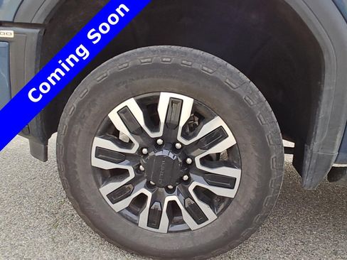 Used 2024 GMC Sierra 2500 Denali Ultimate image 5