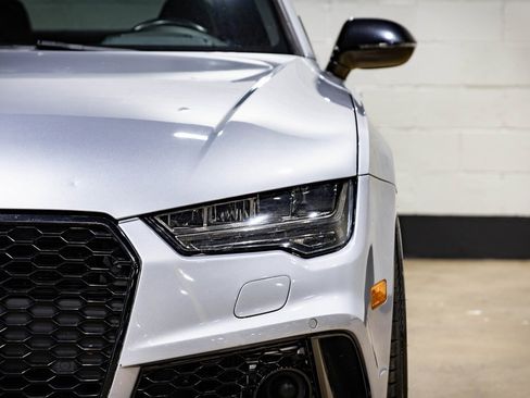 Used 2017 Audi RS 7 Prestige w/ Carbon-Optic Package image 4