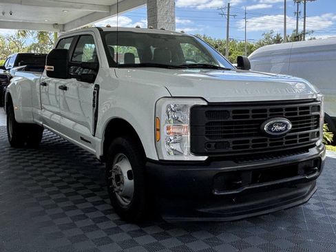 Used 2024 Ford F350 XL RWD image 11