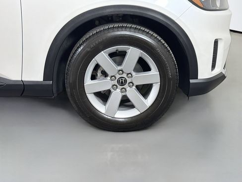 Used 2025 Honda Prologue EX image 32