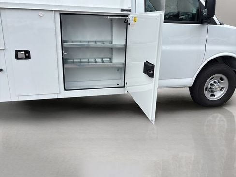 New 2025 Chevrolet Express 3500 w/ Power Convenience Package RWD image 30