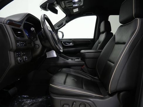 Used 2024 Chevrolet Tahoe Premier AWD/4WD image 11