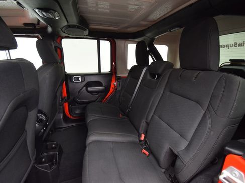 Used 2023 Jeep Wrangler Unlimited Sport image 24