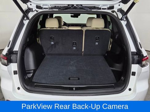 Used 2023 Jeep Grand Cherokee Limited w/ Luxury Tech Group II image 10