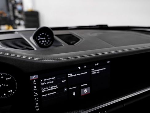 Used 2021 Porsche 911 Carrera S RWD image 13