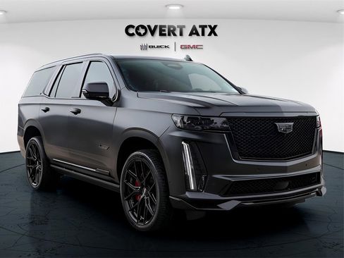 Used 2023 Cadillac Escalade V w/ LPO, ONYX Package image 9