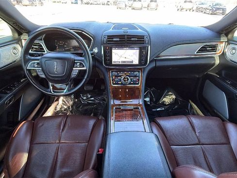 Used 2020 Lincoln Continental Reserve w/ Luxury Package image 25