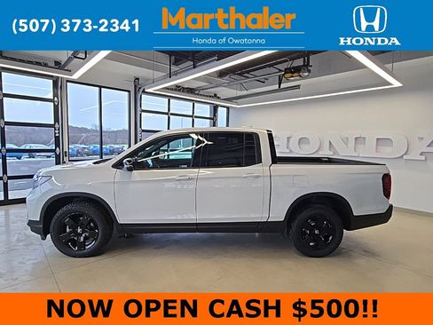 New 2026 Honda Ridgeline Black Edition image 2