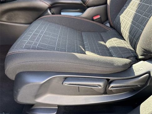 Used 2024 Honda HR-V Sport image 17