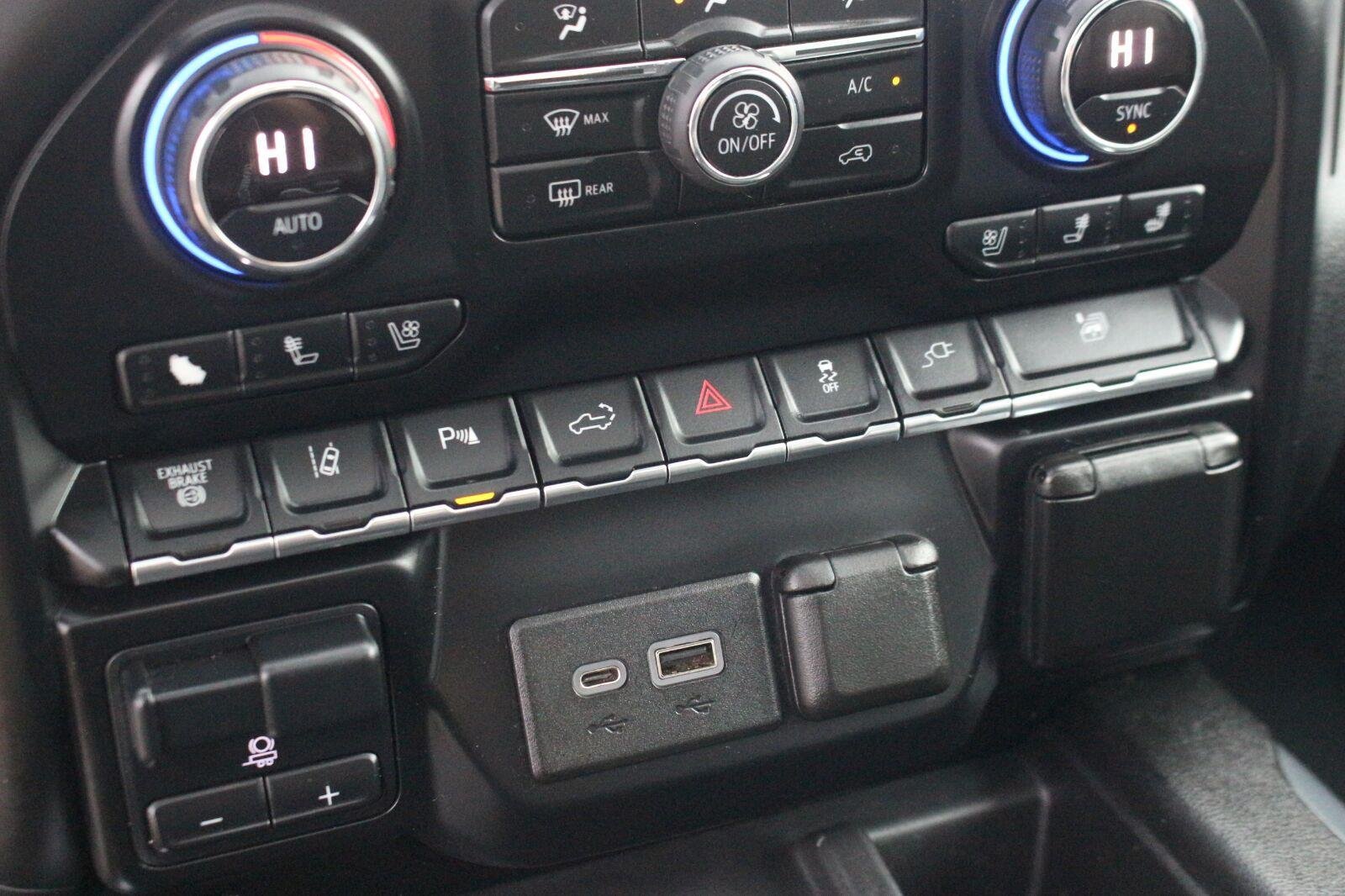 Used 2020 Chevrolet Silverado 2500 High Country AWD/4WD image 30