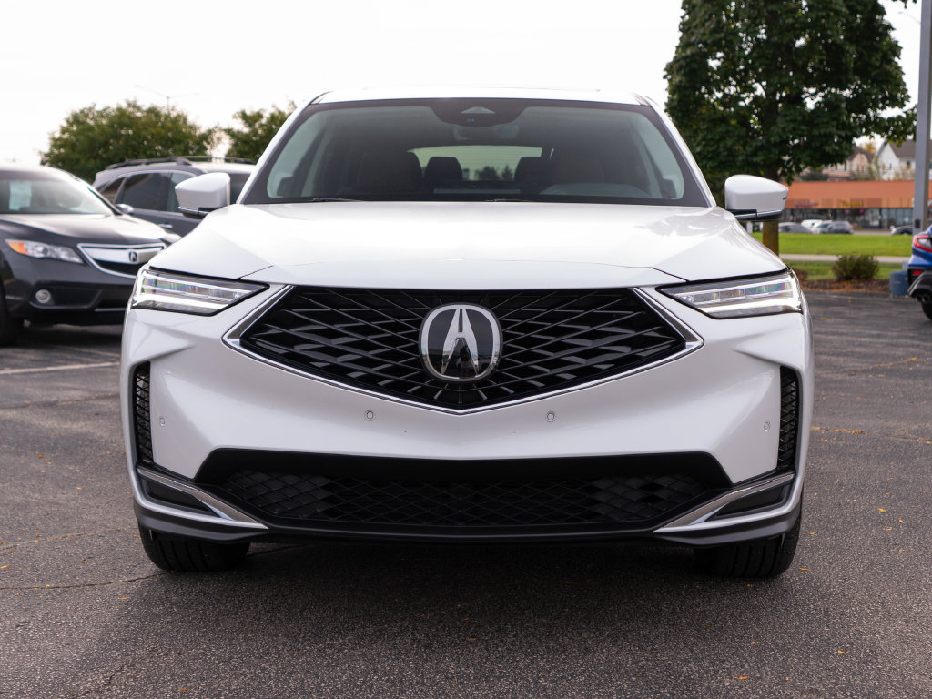 Certified 2025 Acura MDX w/ Technology Package AWD/4WD image 3