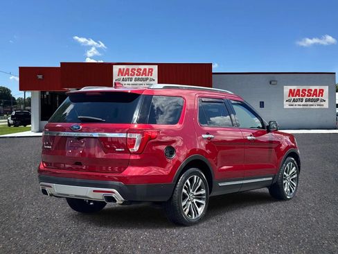 Used 2016 Ford Explorer Platinum AWD/4WD image 4