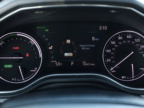 Used 2020 Toyota Avalon XLE image 19