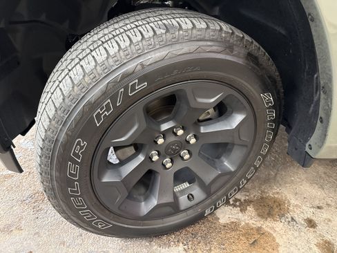 Used 2026 RAM 1500 Big Horn AWD/4WD image 5