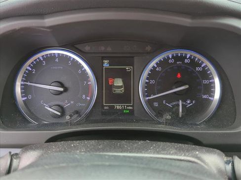 Used 2019 Toyota Highlander Limited image 11