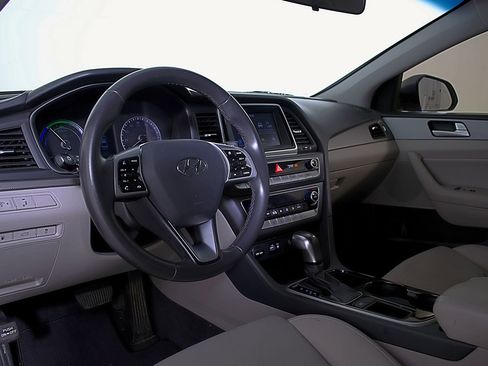 Used 2018 Hyundai Sonata SE image 20