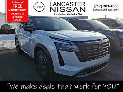 New 2026 Nissan Pathfinder Platinum image 1