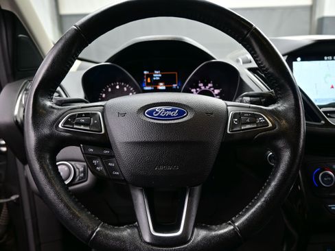 Used 2018 Ford Escape Titanium AWD/4WD image 24