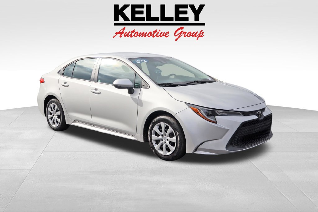 Used 2020 Toyota Corolla LE FWD image 1