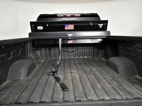 Used 2021 Chevrolet Silverado 2500 LTZ w/ LTZ Plus Package image 10