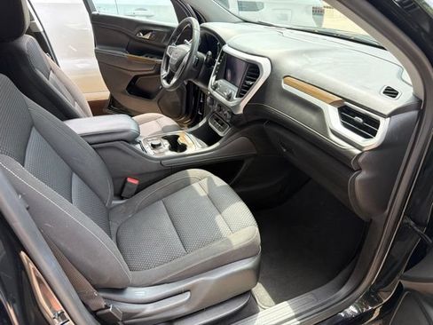 Used 2023 GMC Acadia SLE w/ Driver Convenience Package FWD image 32