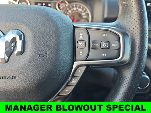 New 2026 RAM 1500 Express AWD/4WD image 17