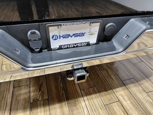 Used 2019 GMC Sierra 1500 SLE w/ SLE Value Package image 25