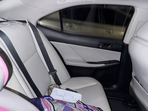 Used 2014 Lexus IS 250 image 11