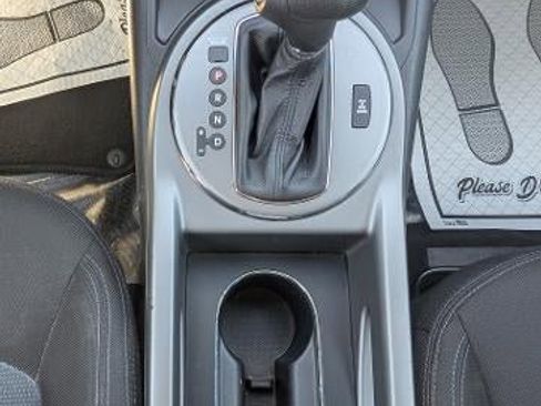 Used 2015 Kia Sportage LX image 18