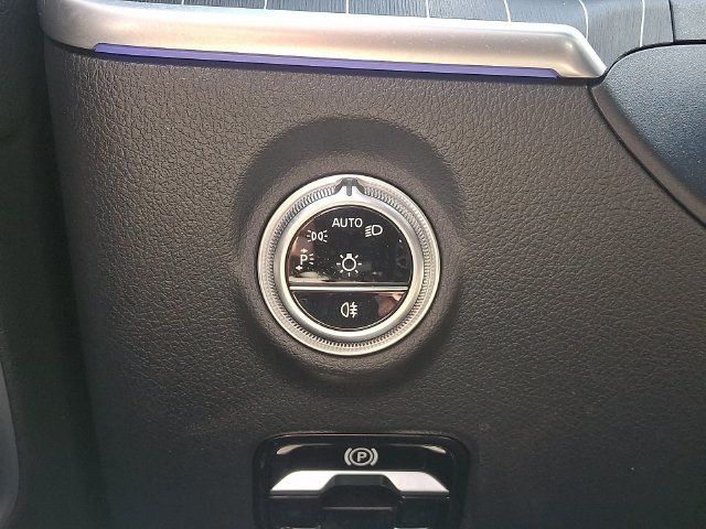 Used 2024 Mercedes-Benz CLE 300 4MATIC Coupe image 30