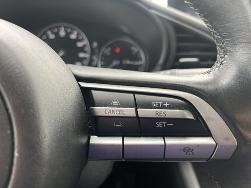 Used 2020 MAZDA MAZDA3 Select 4dr Sedan image 17