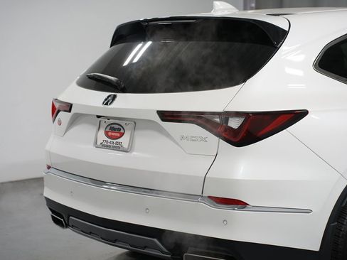 Used 2025 Acura MDX w/ Technology Package image 9