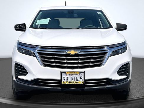 Used 2022 Chevrolet Equinox LS FWD image 3