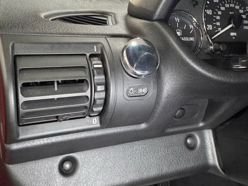 Used 1998 BMW Z3 1.9 image 22