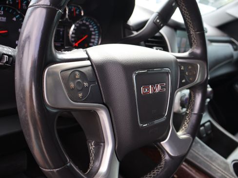 Used 2017 GMC Yukon SLE w/ SLE Value Package RWD image 19