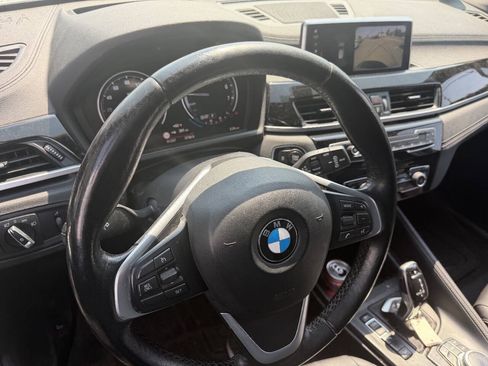 Used 2020 BMW X1 xDrive28i AWD/4WD image 6