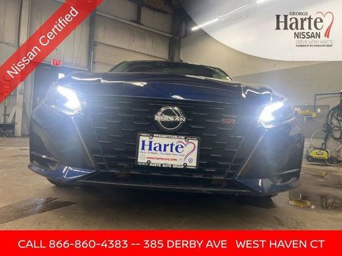 Certified 2023 Nissan Altima 2.5 SR image 8