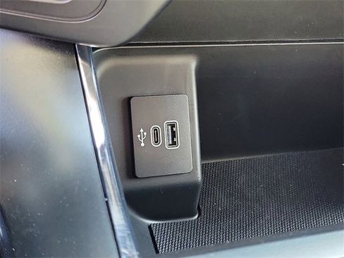 Used 2025 Ford F150 STX w/ Equipment Group 200A image 10