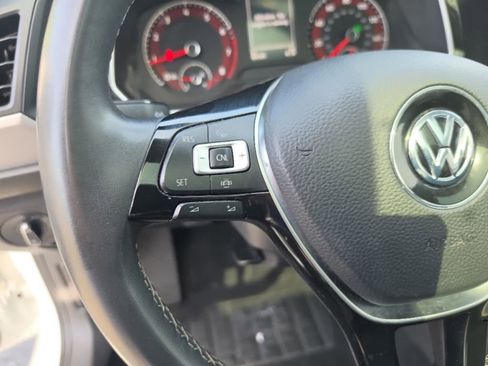 Used 2021 Volkswagen Jetta SE FWD image 15
