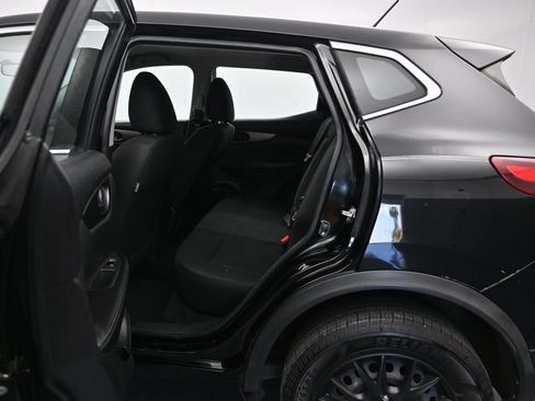 Used 2018 Nissan Rogue Sport S FWD image 22