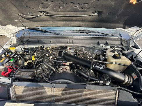 Used 2011 Ford F350 Lariat w/ Lariat Interior Pkg image 22