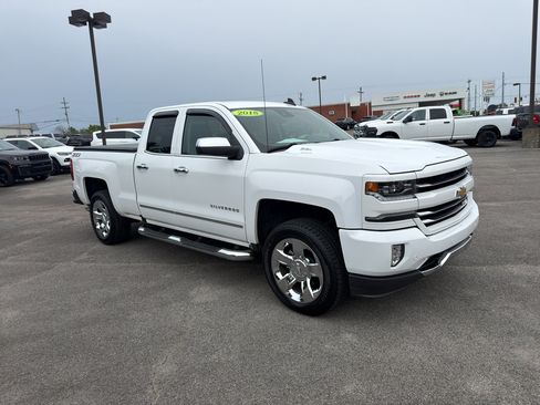 Used 2018 Chevrolet Silverado 1500 LTZ Z71 w/ LTZ Plus Package AWD/4WD image 3