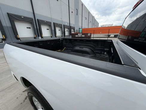 Used 2019 RAM 1500 Express AWD/4WD image 25
