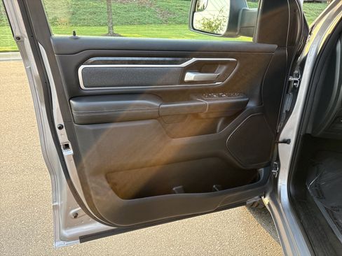 Used 2021 RAM 1500 Big Horn AWD/4WD image 15