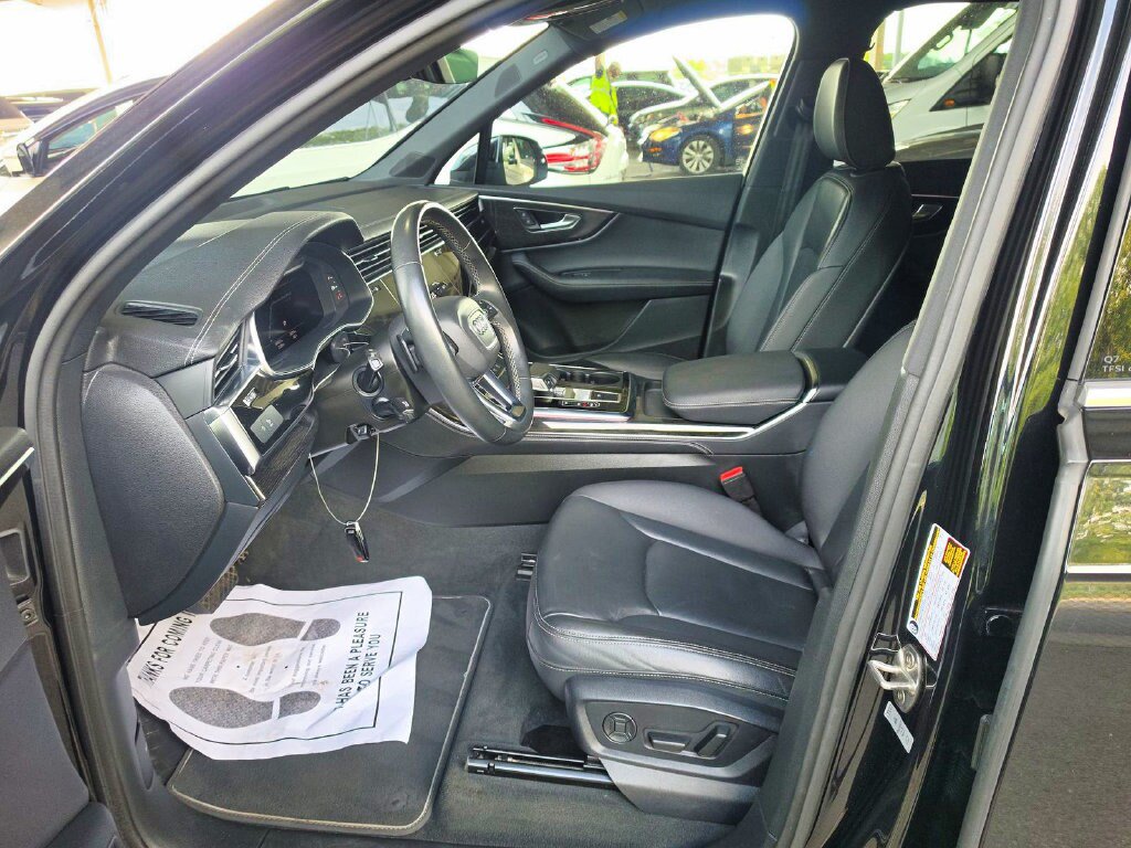 Used 2025 Audi Q7 3.0T Premium Plus AWD/4WD image 10