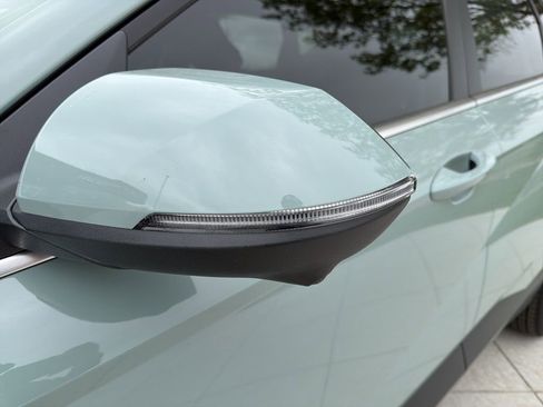 New 2026 Hyundai Kona Limited FWD image 10