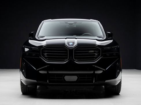 Used 2023 BMW XM image 7