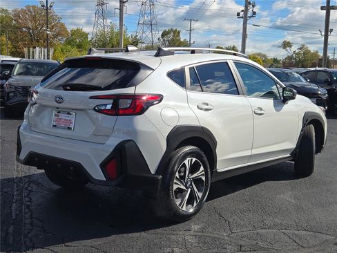 Used 2024 Subaru Crosstrek 2.0i Premium image 12